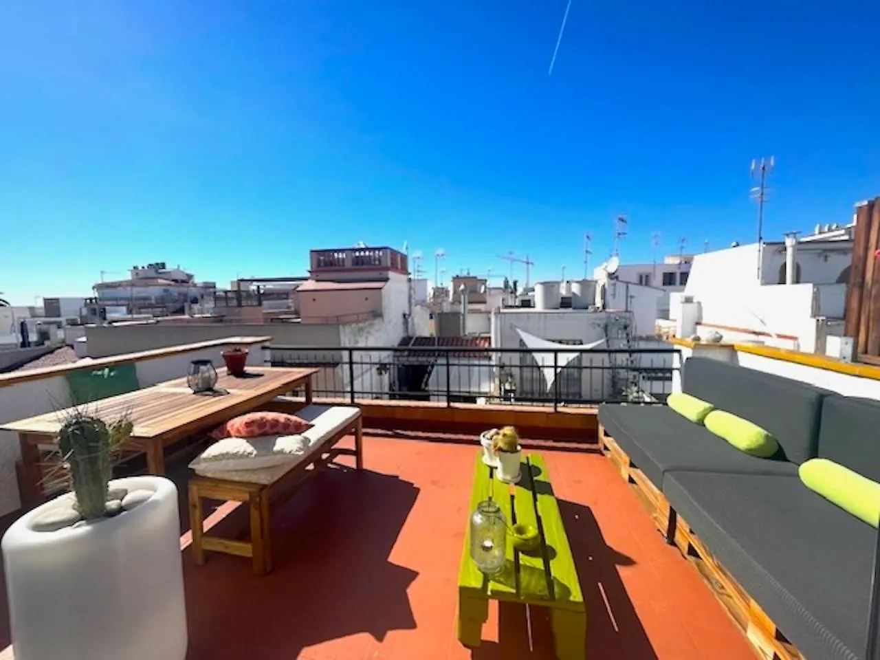 Unique Studio Apartment With Amazing Terrace Sitges Centre Beach