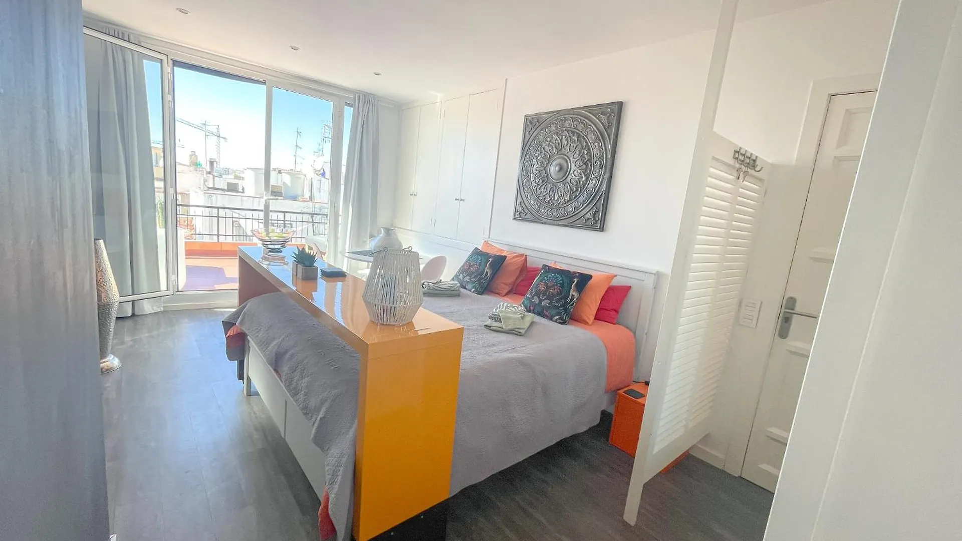 Unique Studio Apartment With Amazing Terrace Sitges Centre Beach