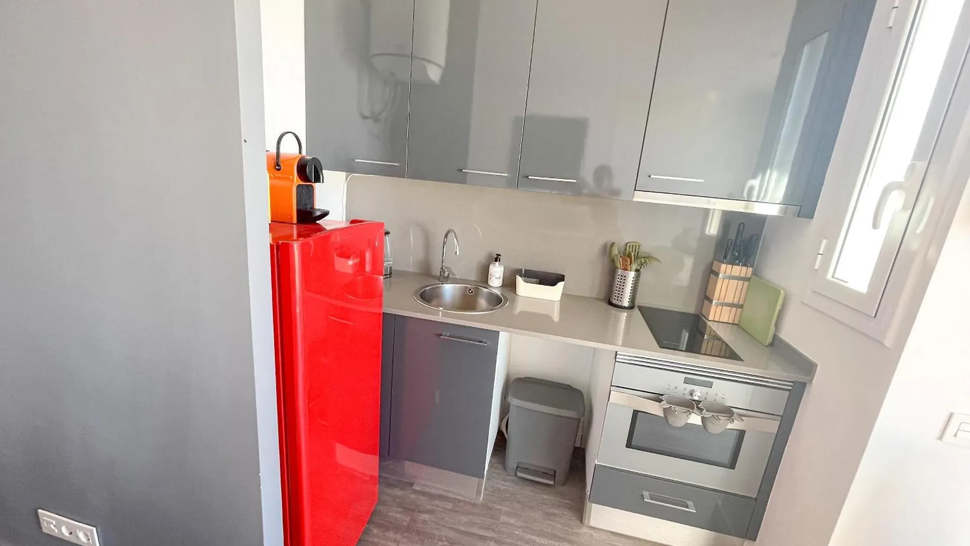 Unique Studio Apartment With Amazing Terrace Sitges Centre Beach Spain
